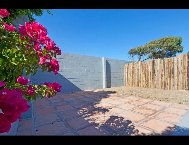 3 BEDROOM HOUSE TO LET IN SUNNYDALE